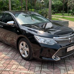 Nên mua Mazda 3 hay Camry cũ?