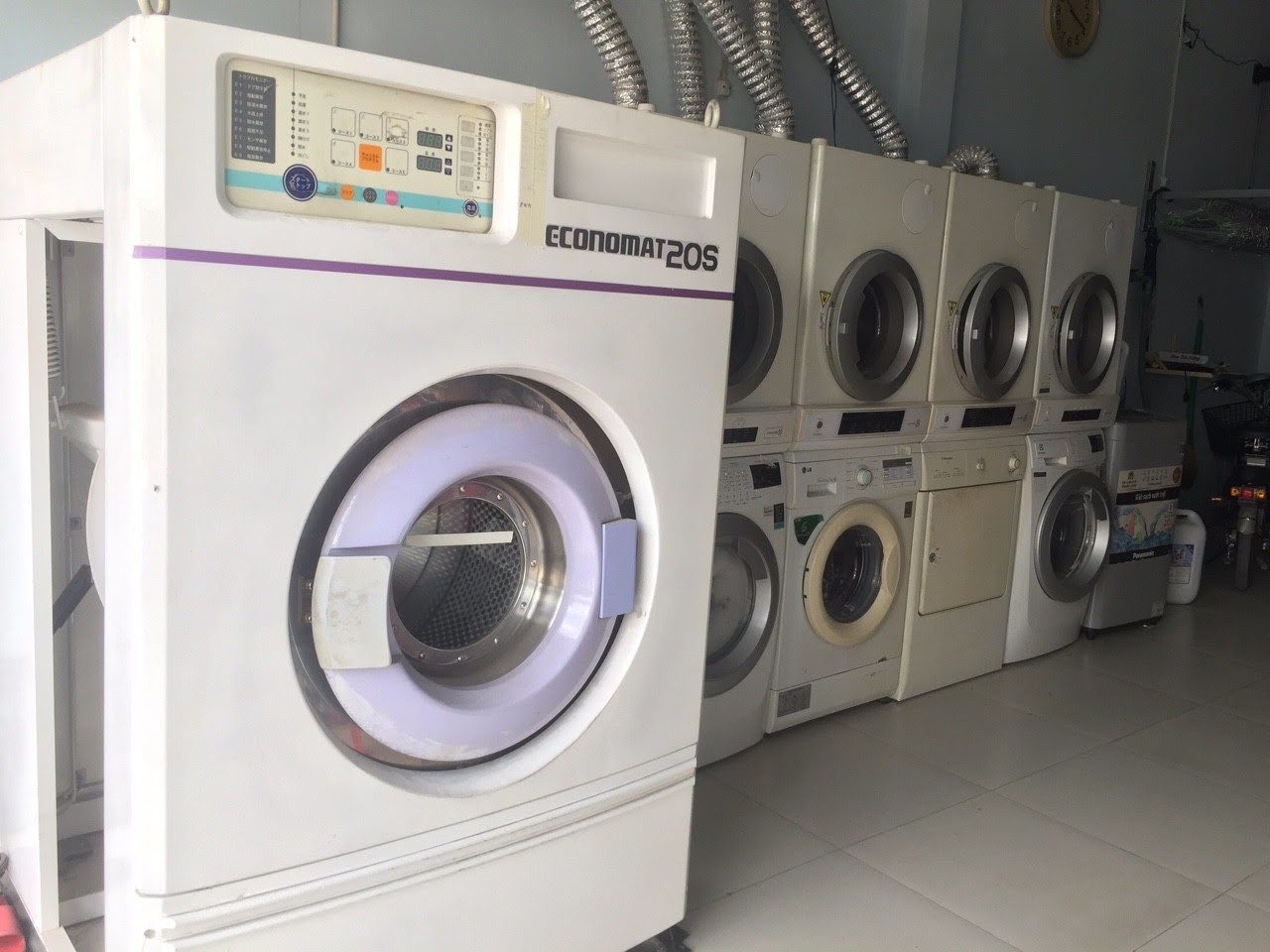 Dịch vụ giặt rèm cửa giao nhận tận nơi