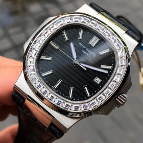 Mua đồng hồ Patek Philippe fake và những lưu ý cần biết