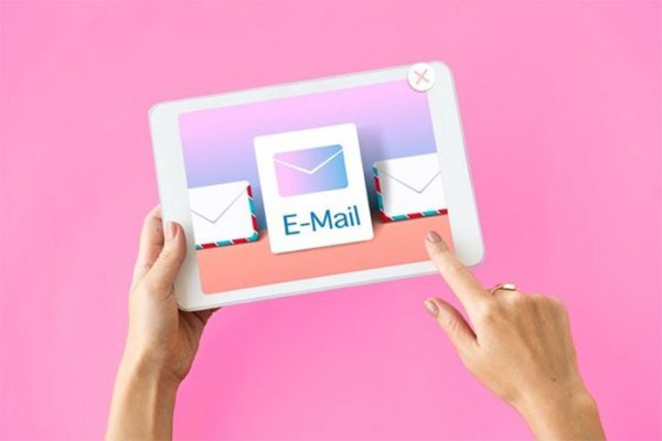Nên và Không nên Gửi qua Email CV của bạn