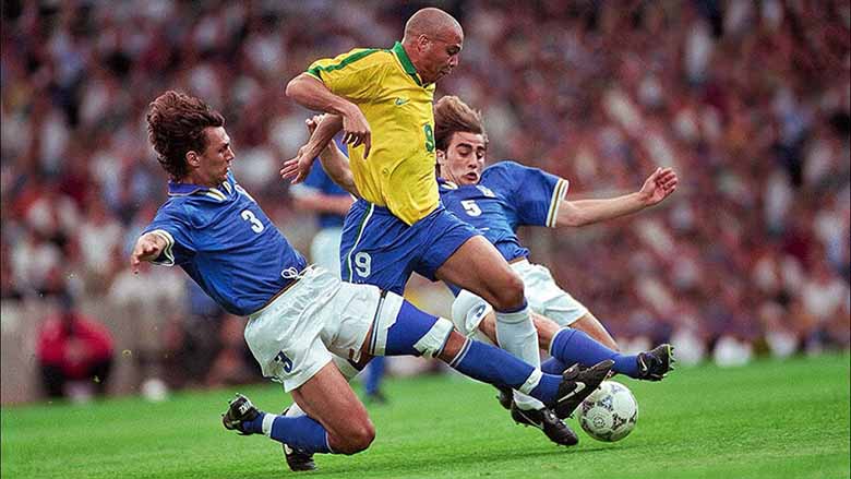 Tắc bóng là gì? Những điều cần biết về kỹ thuật tắc bóng