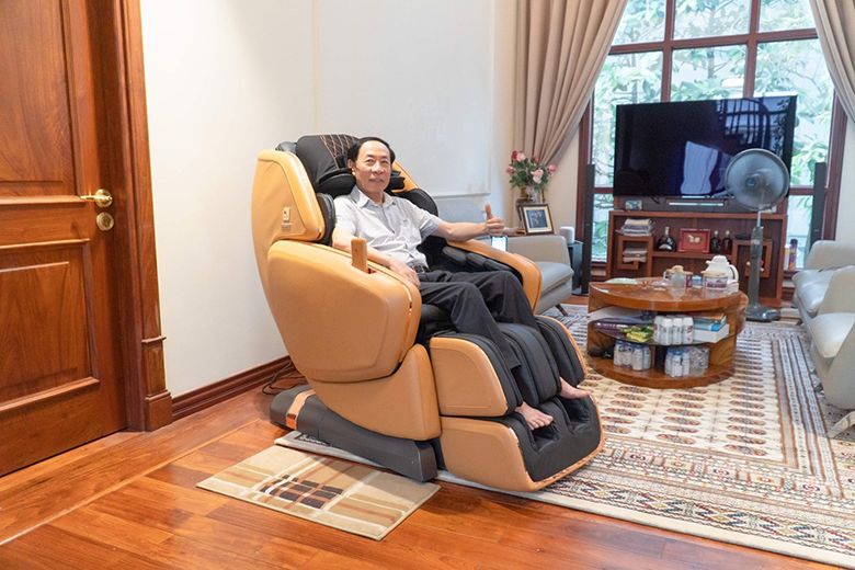 Trải nghiệm tuyệt vời khi mua ghế massage tại MaxCare Home 
