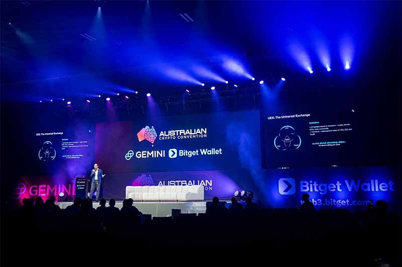 CMO của Bitget, Ignacio Aguirre, trình bày chi tiết về Chiến lược UEX tại Aus Crypto Con 2025